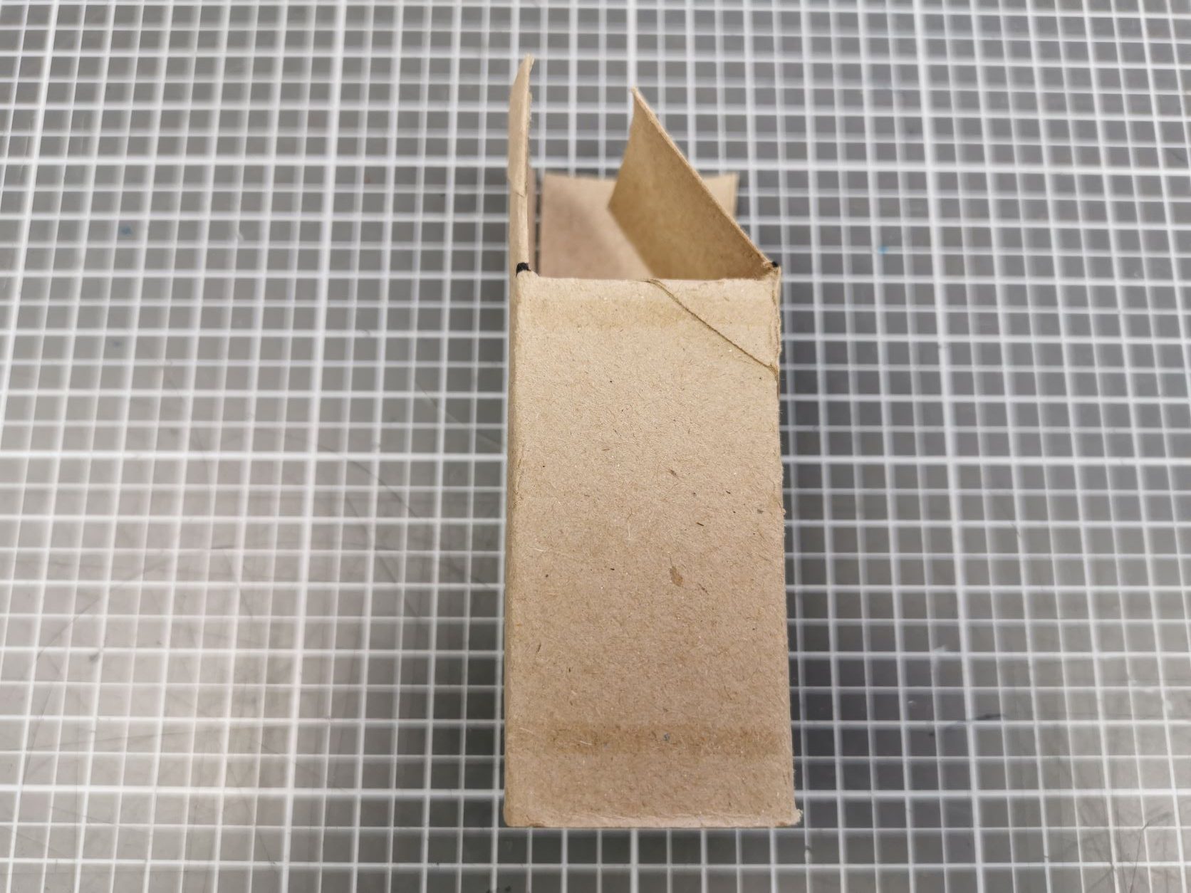 5_Klopapierrolle_Bolden-einfalten Boden falten