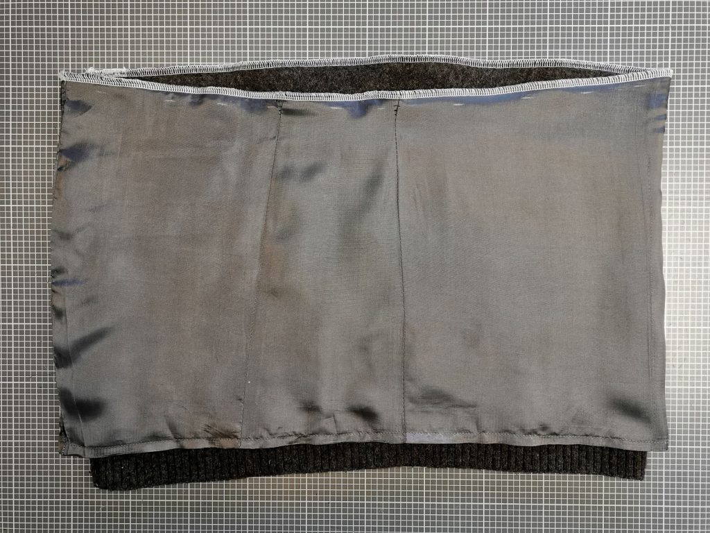 Futter in den Hüftschmeichler stecken