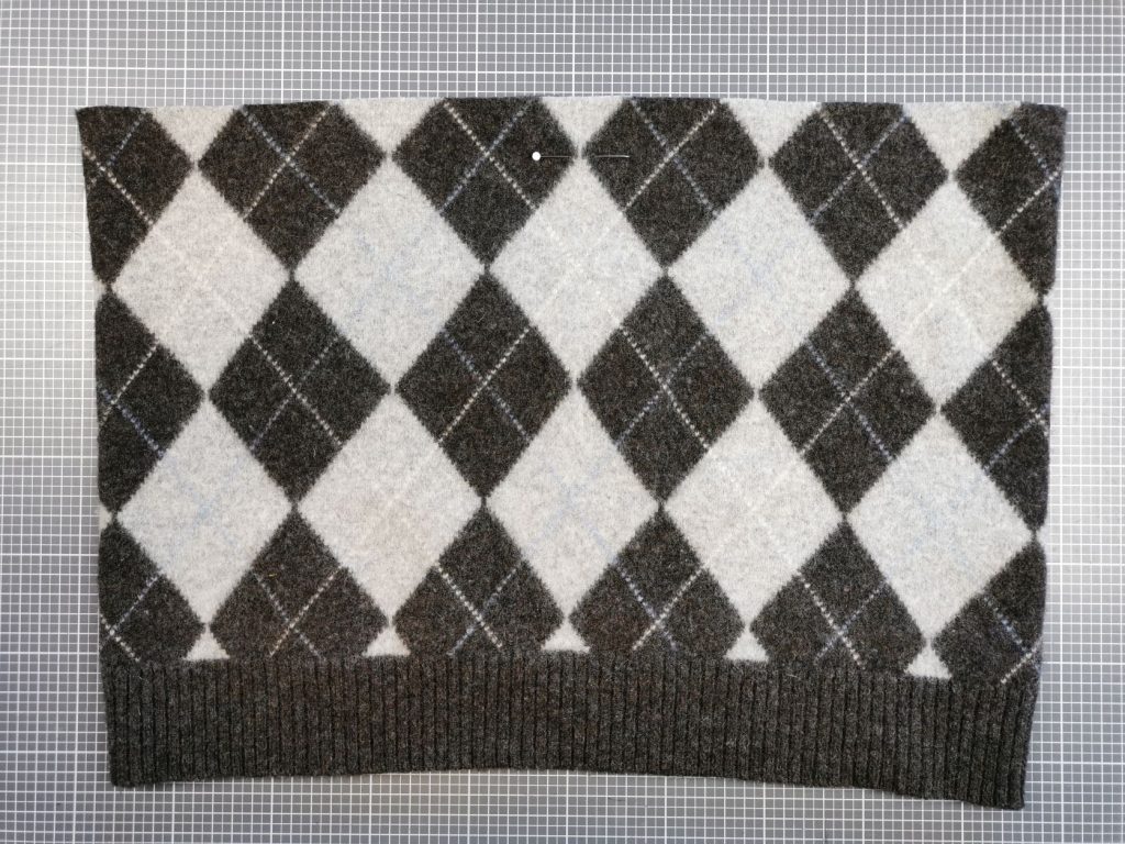 Anpassung des Bunds am Bauch markieren