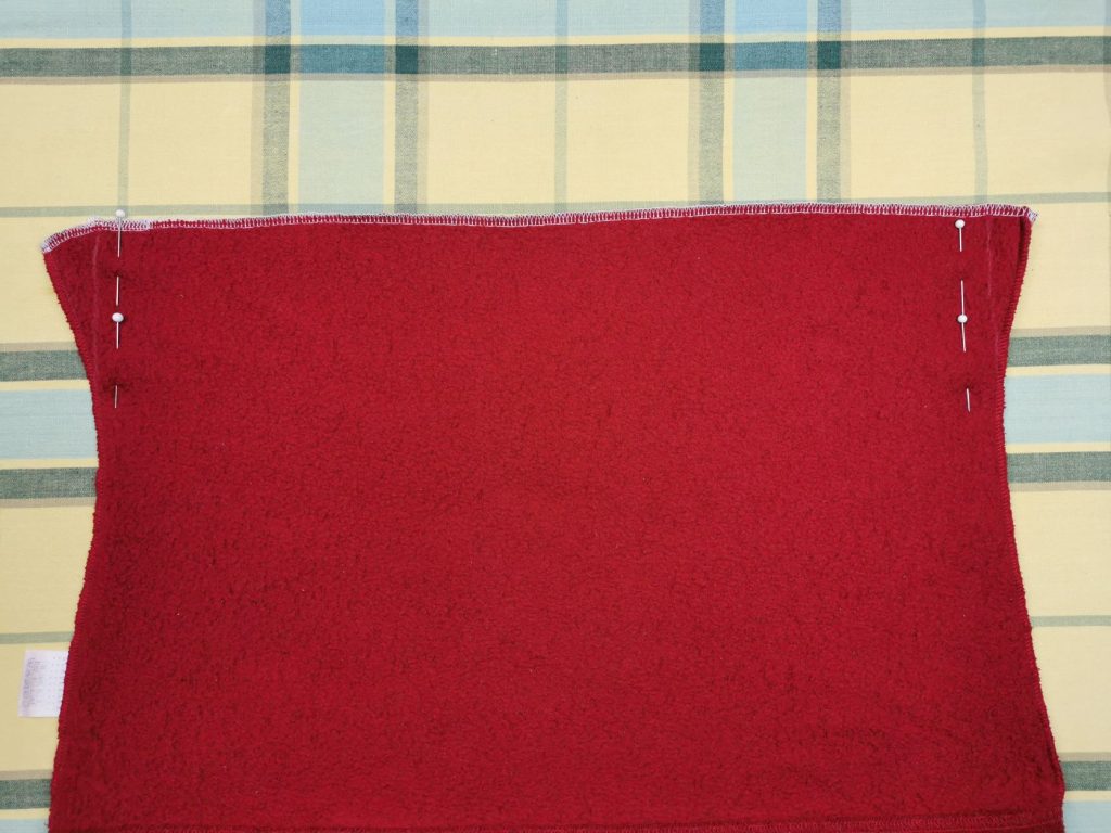 Die Weite rechts und links oben anpassen.